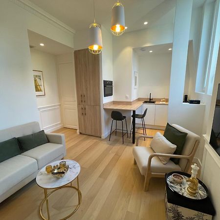 Appartements De Charme Du General Leclerc - Place D'Erlon - Hypercentre - Gare - رانس المظهر الخارجي الصورة