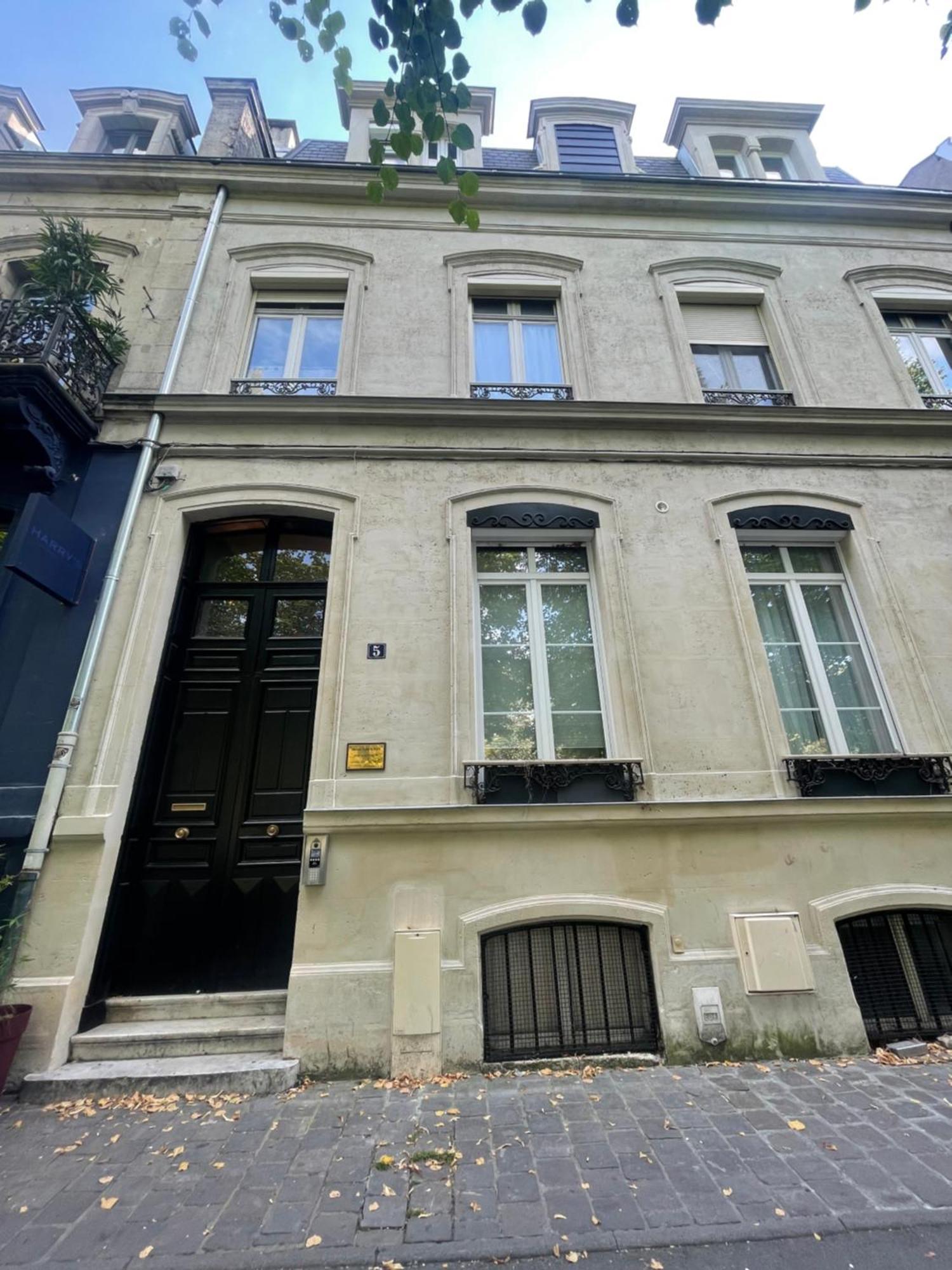 Appartements De Charme Du General Leclerc - Place D'Erlon - Hypercentre - Gare - رانس المظهر الخارجي الصورة