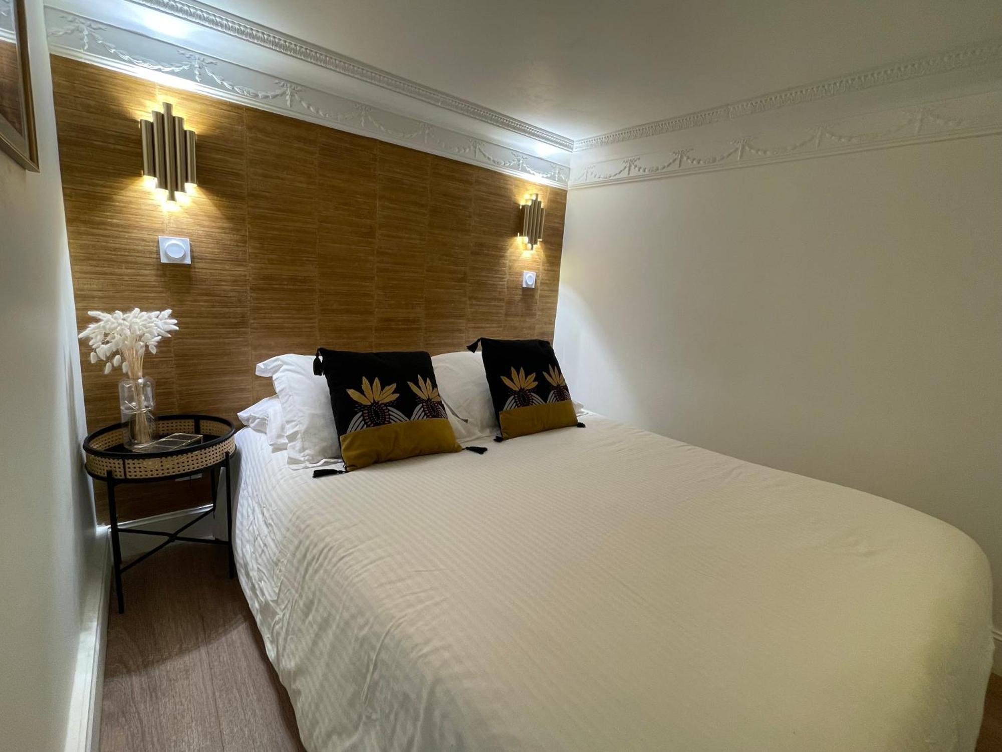 Appartements De Charme Du General Leclerc - Place D'Erlon - Hypercentre - Gare - رانس المظهر الخارجي الصورة