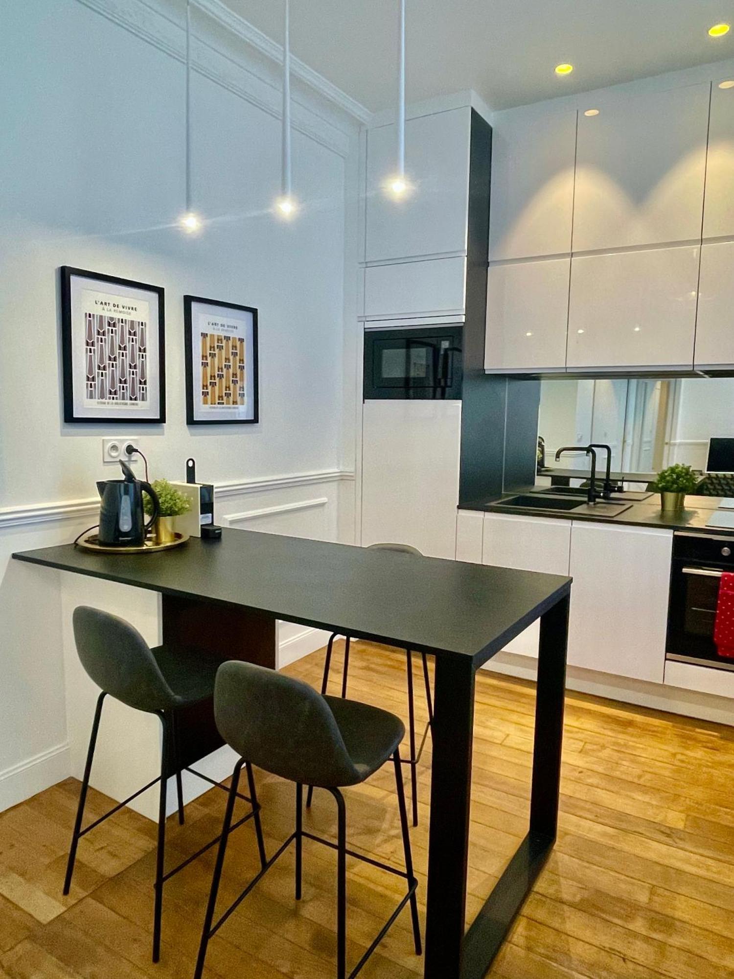 Appartements De Charme Du General Leclerc - Place D'Erlon - Hypercentre - Gare - رانس المظهر الخارجي الصورة