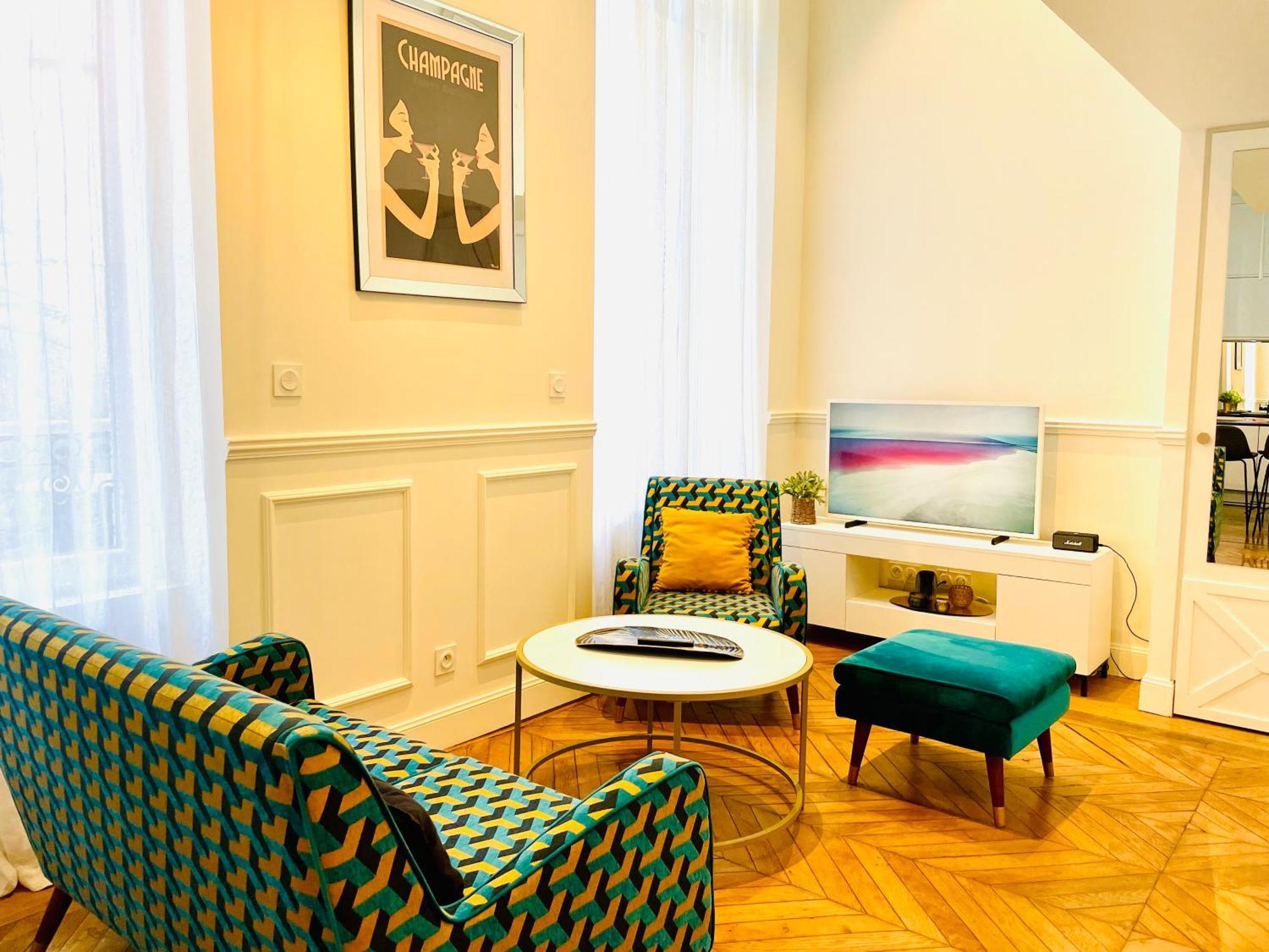 Appartements De Charme Du General Leclerc - Place D'Erlon - Hypercentre - Gare - رانس المظهر الخارجي الصورة