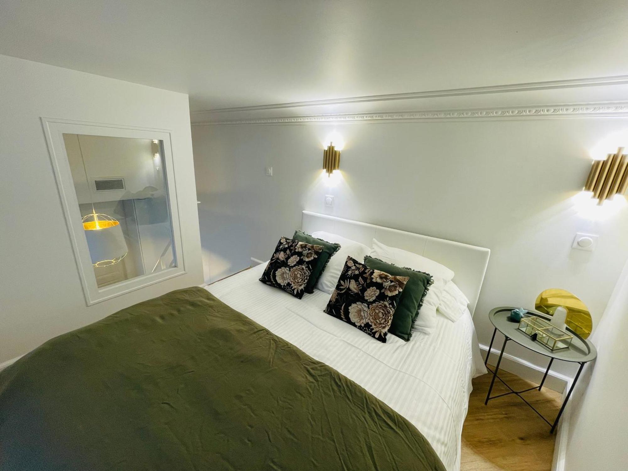 Appartements De Charme Du General Leclerc - Place D'Erlon - Hypercentre - Gare - رانس المظهر الخارجي الصورة