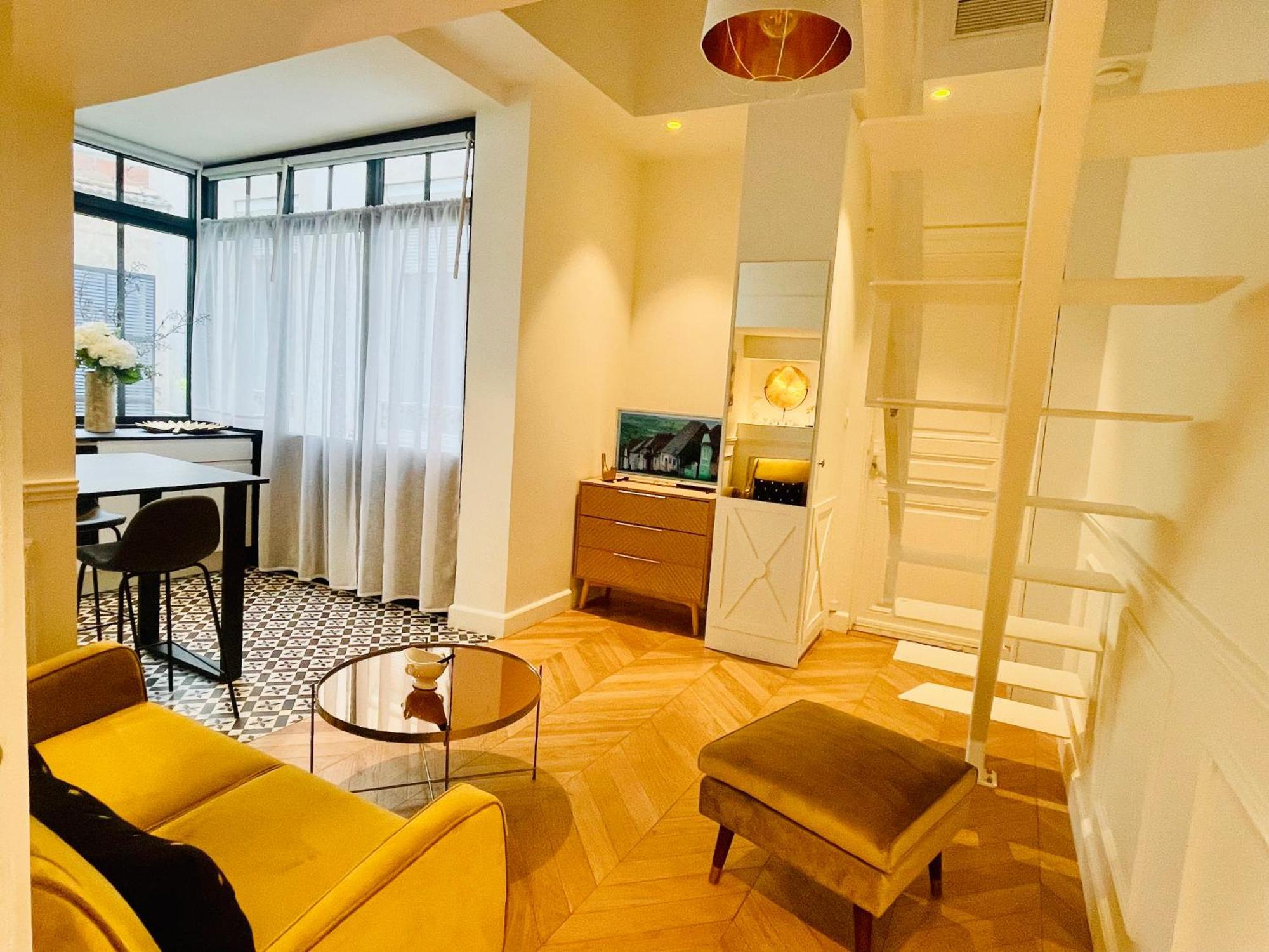 Appartements De Charme Du General Leclerc - Place D'Erlon - Hypercentre - Gare - رانس المظهر الخارجي الصورة