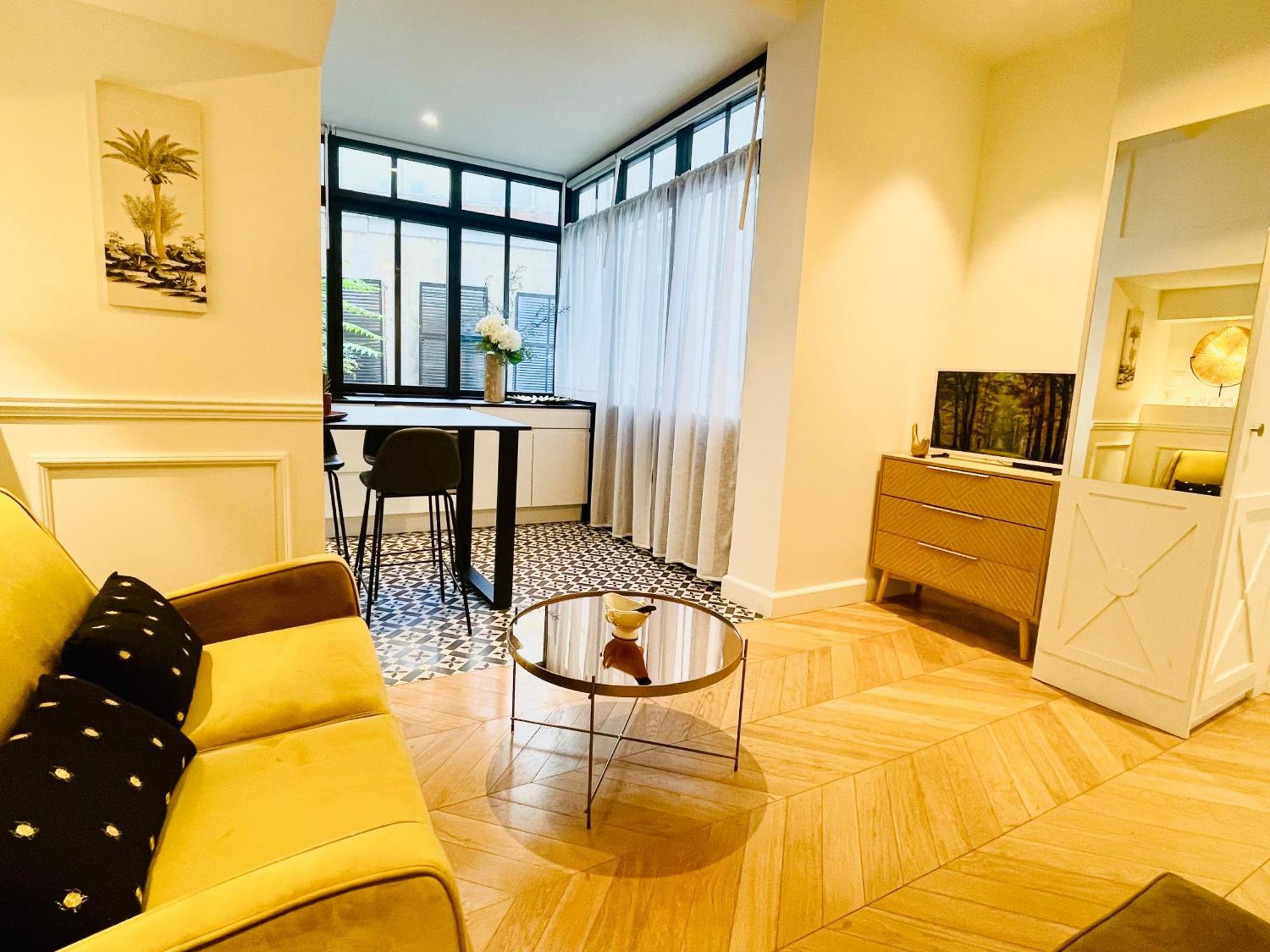 Appartements De Charme Du General Leclerc - Place D'Erlon - Hypercentre - Gare - رانس المظهر الخارجي الصورة